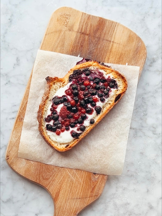 Søt toast med bær og vanilje 💕