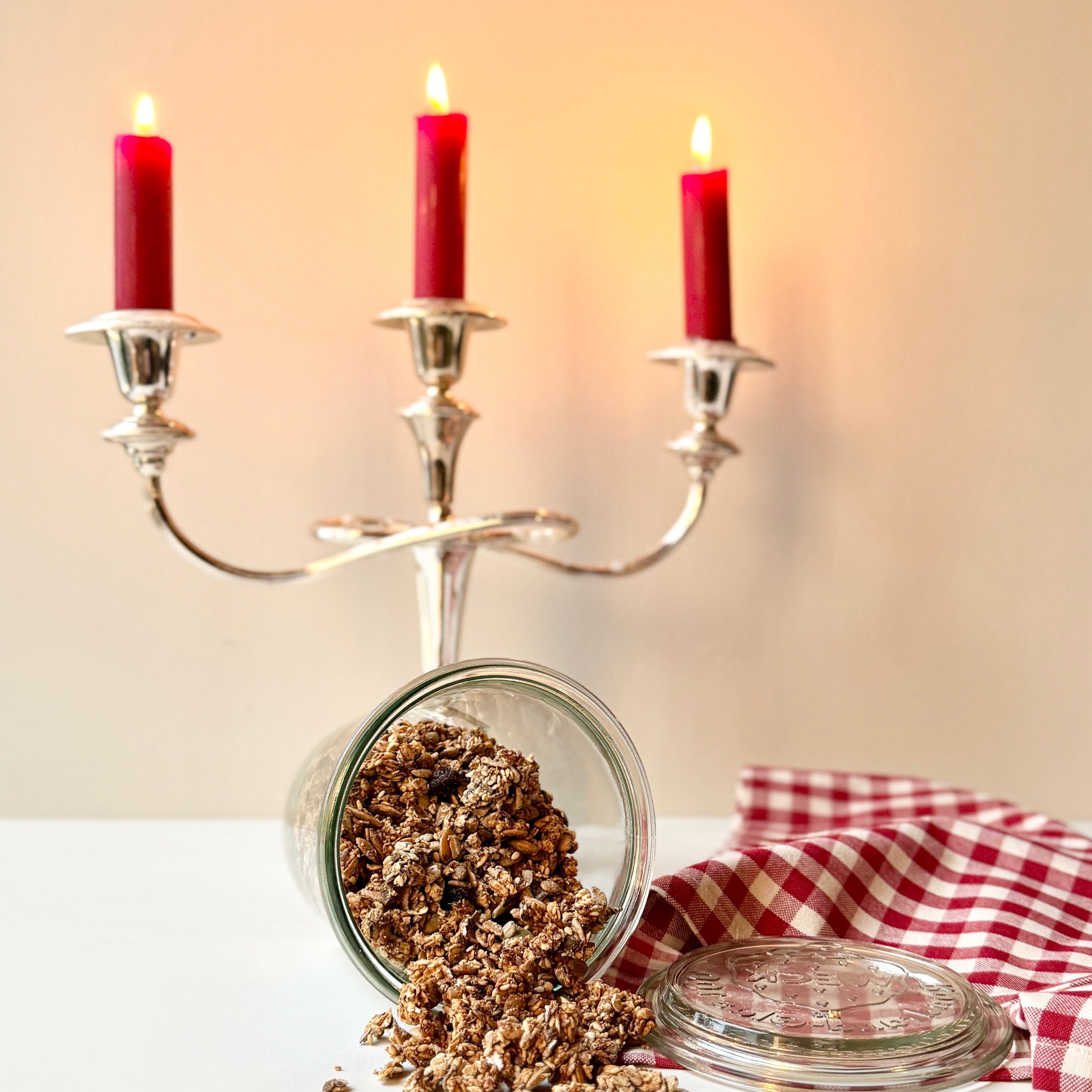 Julegranola med restesurdeig