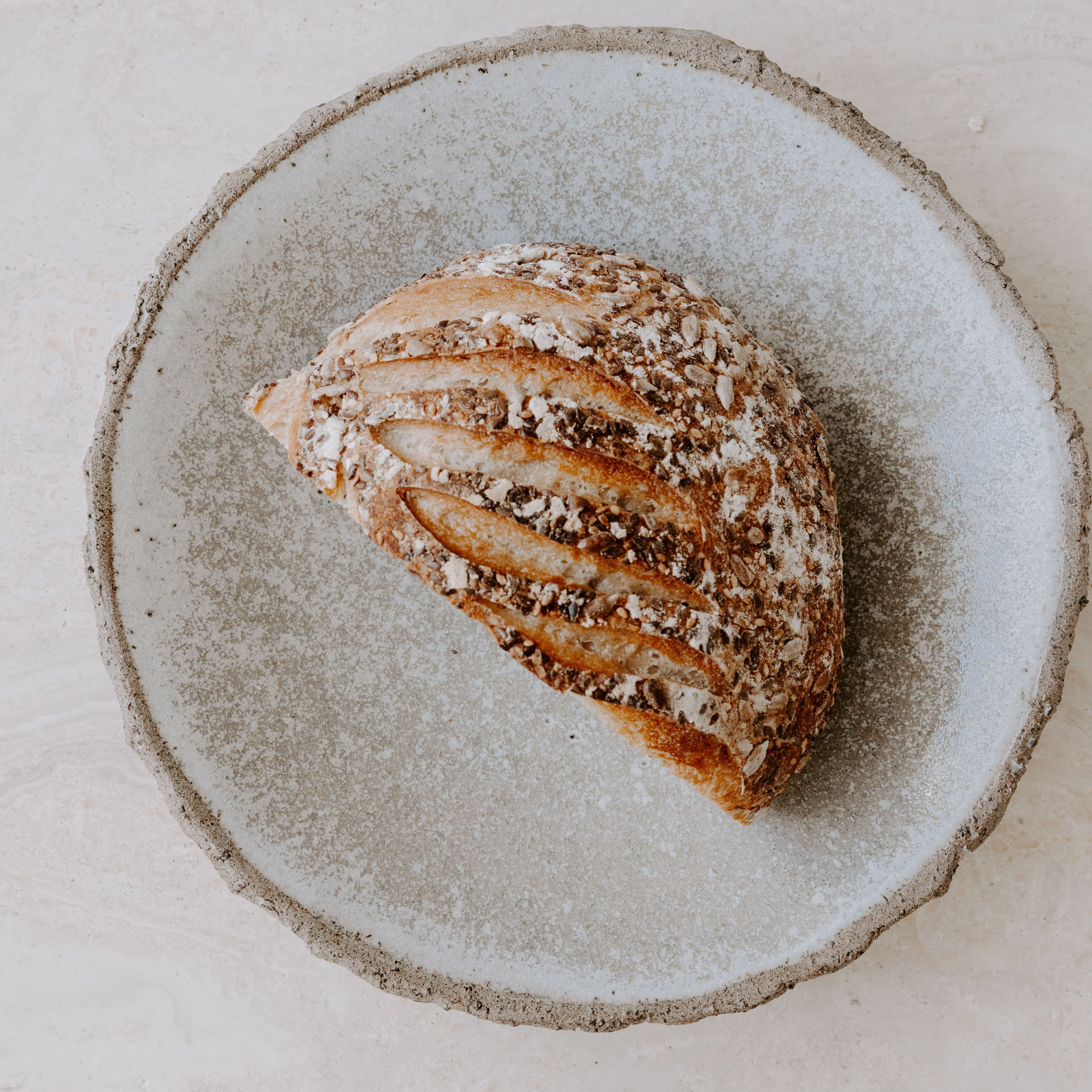 Eltefritt lyst frøbrød