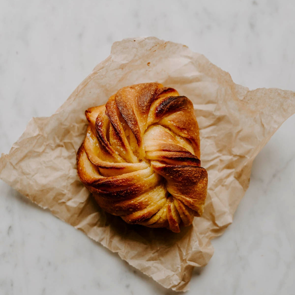 Safransnurr med vanilje - Skillebekk surdeig