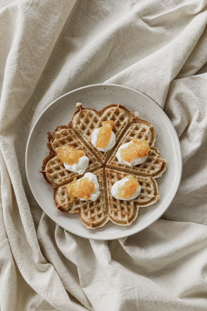 Sprø vafler med surdeig