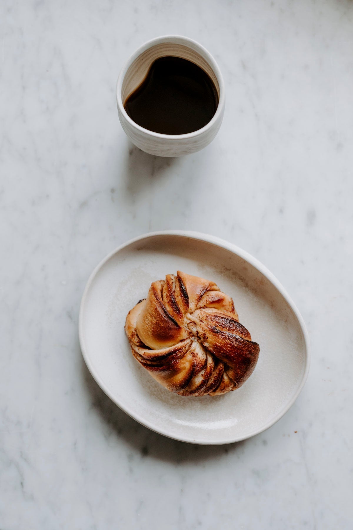 Kanelsnurrer med kardemomme og surdeig – Skillebekk surdeig