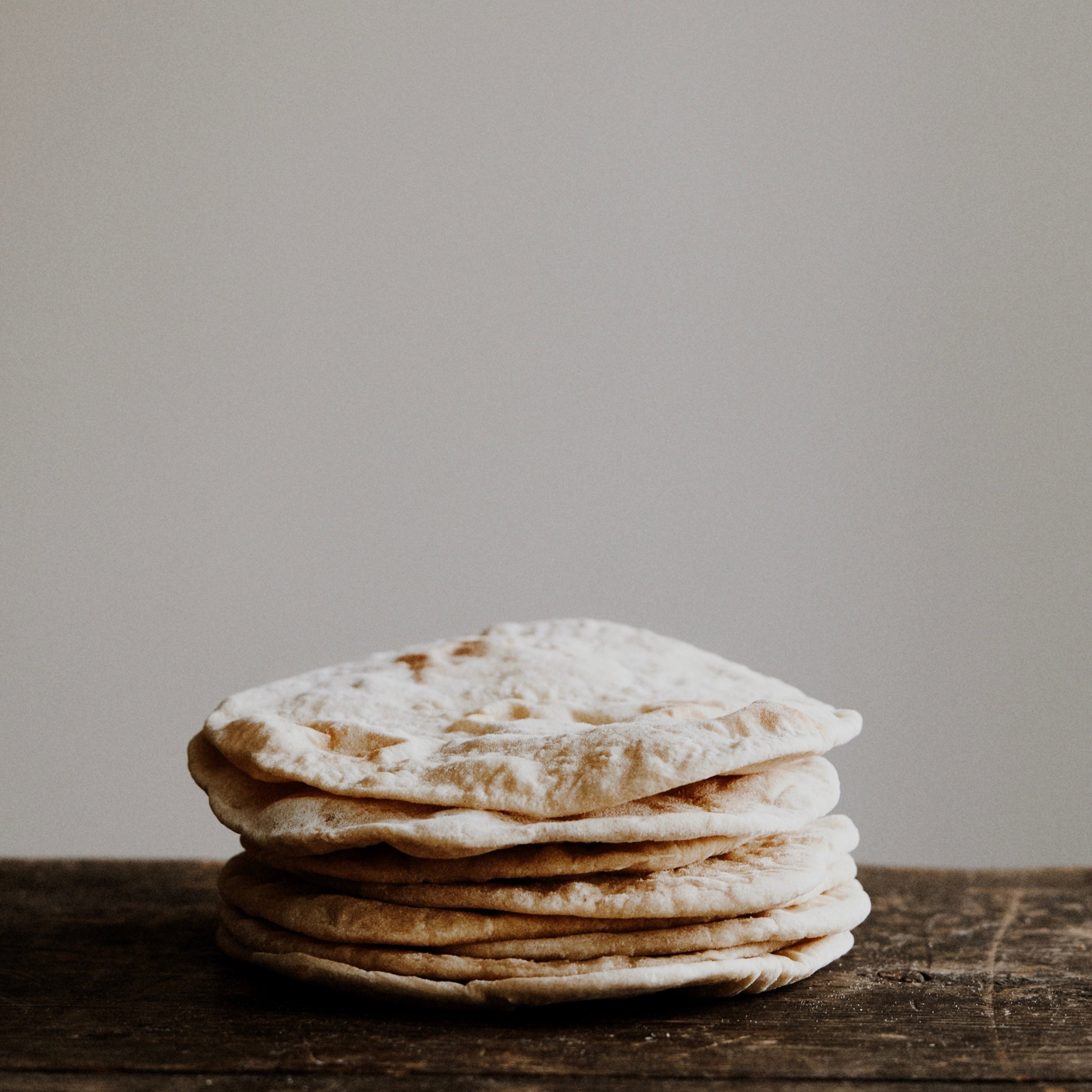 Pitabrød med surdeig - Skillebekk surdeig